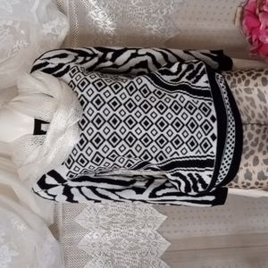 Sweater and scarf bundle